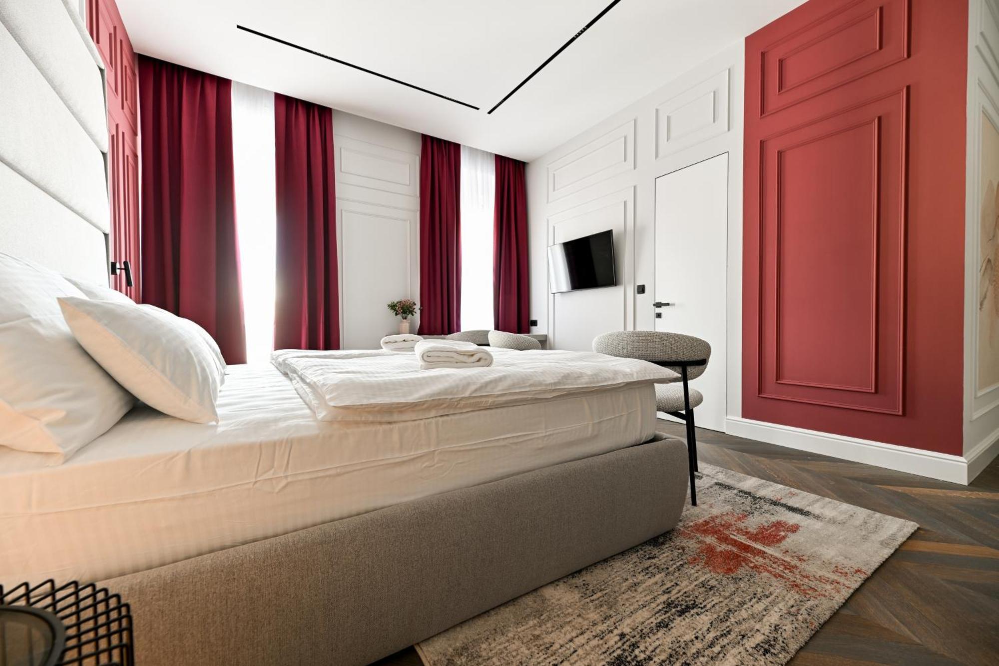 Three Pearls Deluxe Rooms & Studios Задар Экстерьер фото